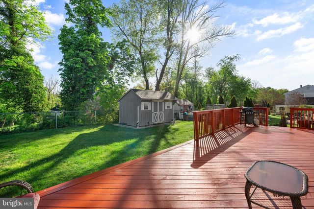 1839 HOLLANDALE DR, Bensalem, PA 19020