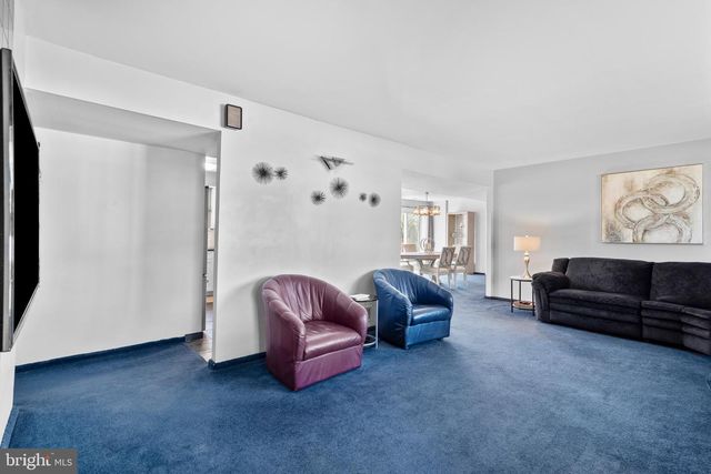 1839 HOLLANDALE DR, Bensalem, PA 19020