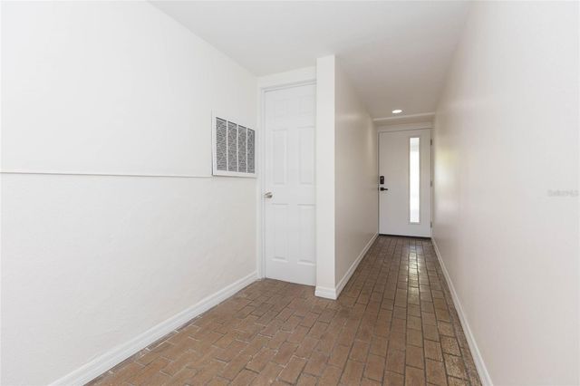 1511 S BAY VILLA PLACE, Tampa, FL 33629