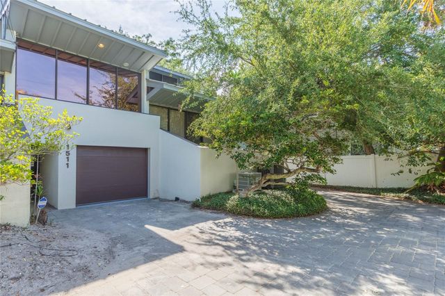 1511 S BAY VILLA PLACE, Tampa, FL 33629