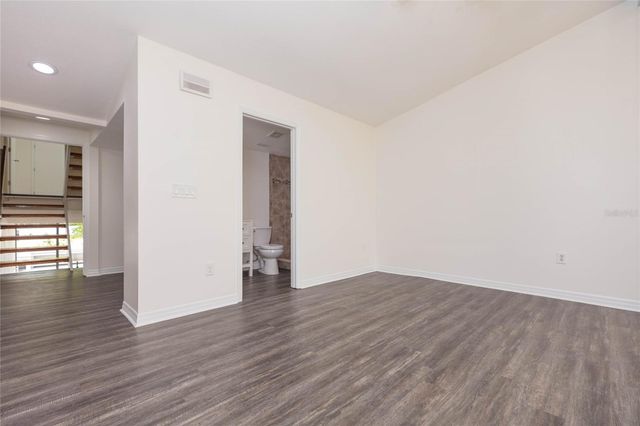 1511 S BAY VILLA PLACE, Tampa, FL 33629