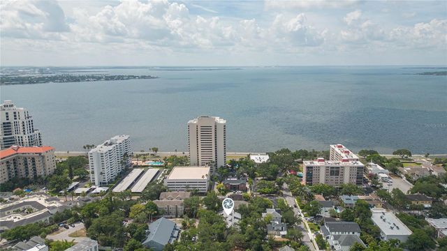 1511 S BAY VILLA PLACE, Tampa, FL 33629