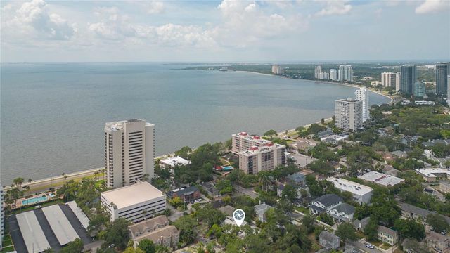1511 S BAY VILLA PLACE, Tampa, FL 33629