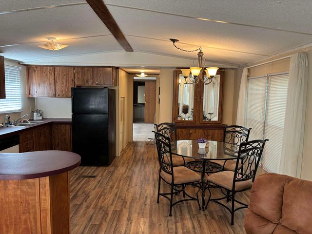 100 CHEROKEE DR, Saulsbury, TN 38067