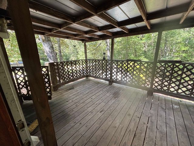 100 CHEROKEE DR, Saulsbury, TN 38067