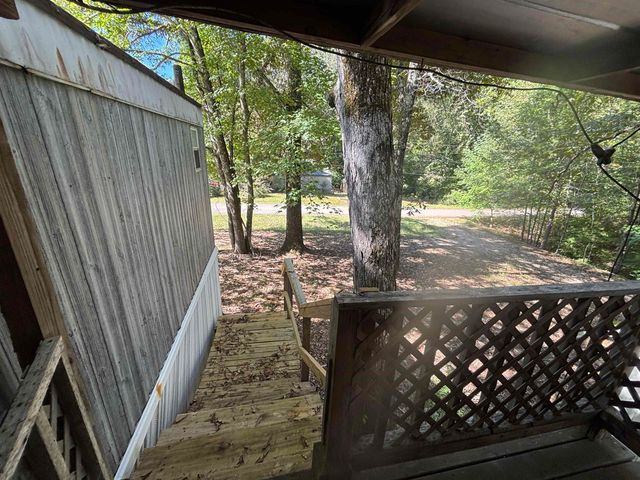 100 CHEROKEE DR, Saulsbury, TN 38067