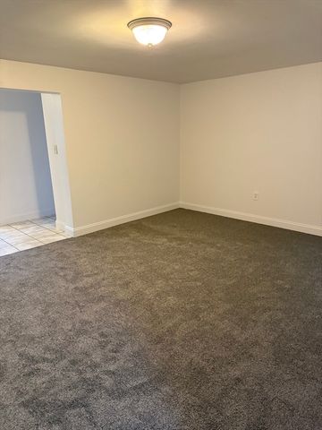 15 Weston Court 10, Braintree, MA 02184