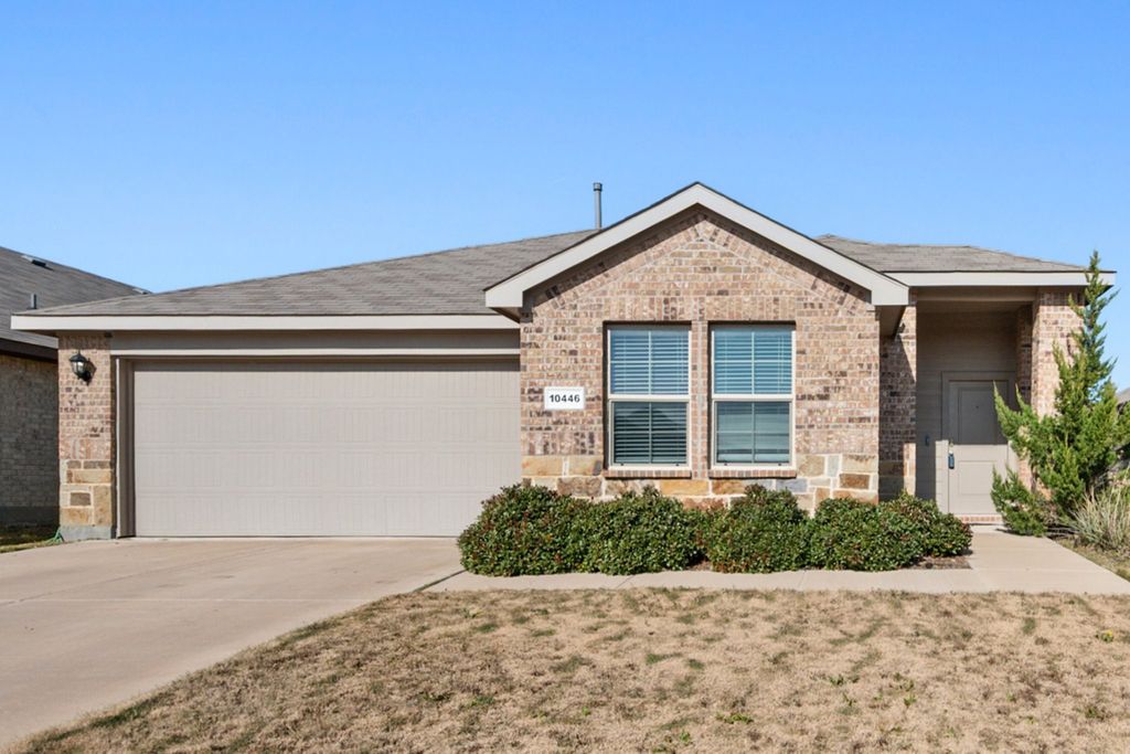 10446 Fort Clark Trail, Crowley, TX 76036