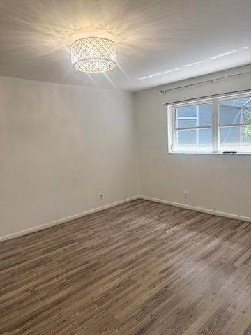 201 Del Rio Boulevard, Boca Raton, FL 33432