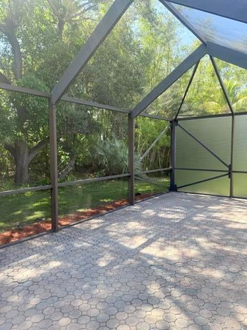 201 Del Rio Boulevard, Boca Raton, FL 33432