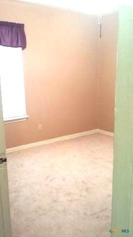 910 E Avenue I, Lampasas, TX 76550