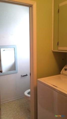 910 E Avenue I, Lampasas, TX 76550