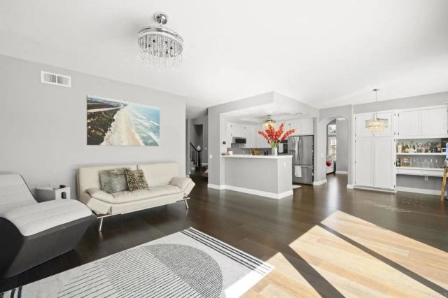 1359 Corte Alveo, Oceanside, CA 92057