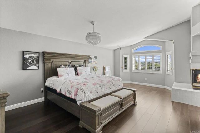 1359 Corte Alveo, Oceanside, CA 92057