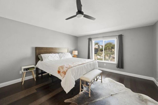 1359 Corte Alveo, Oceanside, CA 92057