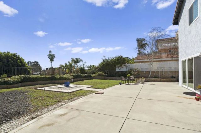 1359 Corte Alveo, Oceanside, CA 92057