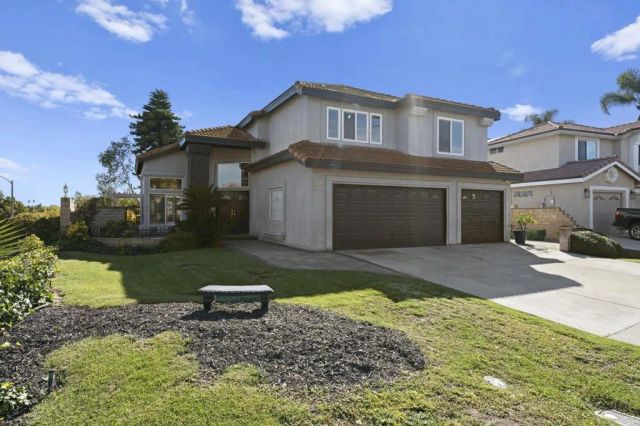 1359 Corte Alveo, Oceanside, CA 92057