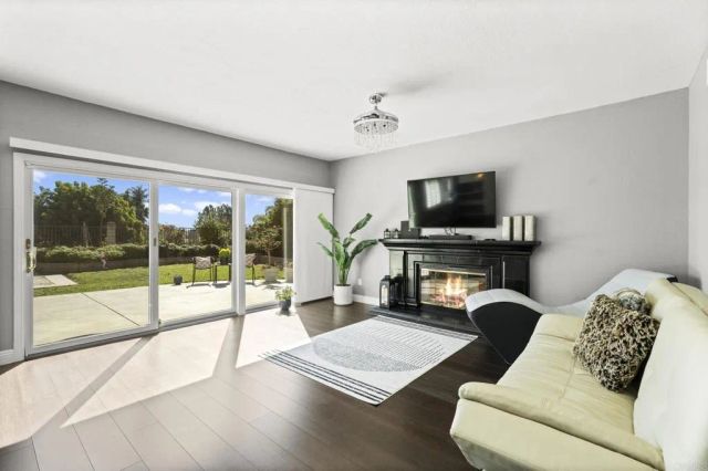 1359 Corte Alveo, Oceanside, CA 92057