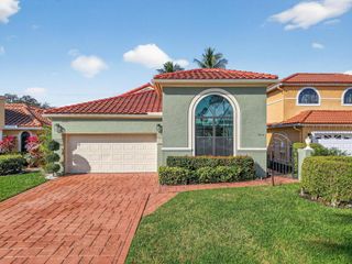 9060 Villa Portofino Circle, Boca Raton, FL 33496
