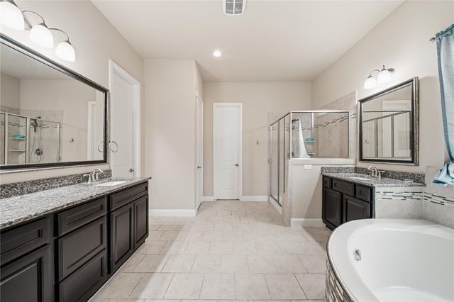 5303 Mesquite Willow Lane, Rosharon, TX 77583
