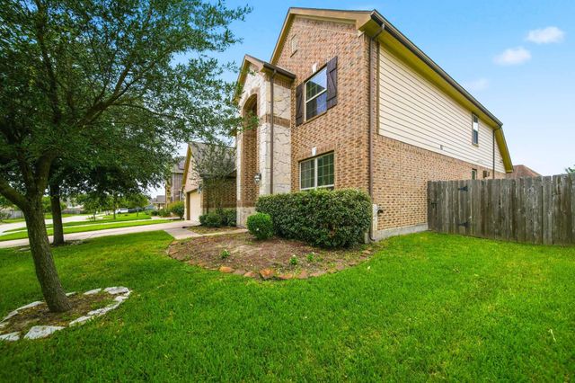 5303 Mesquite Willow Lane, Rosharon, TX 77583