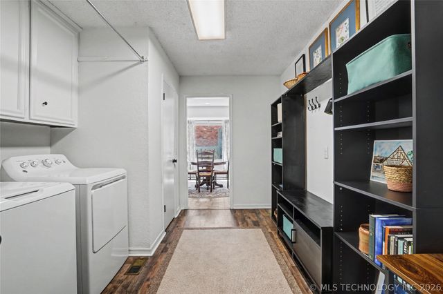 5725 E 65th Street, Tulsa, OK 74136