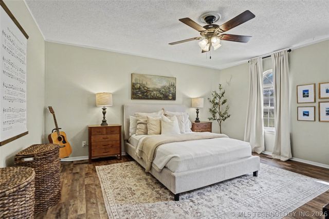 5725 E 65th Street, Tulsa, OK 74136