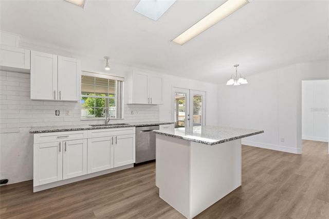 486 LINDSEY DRIVE, Lakeland, FL 33809