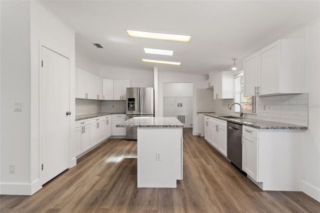 486 LINDSEY DRIVE, Lakeland, FL 33809