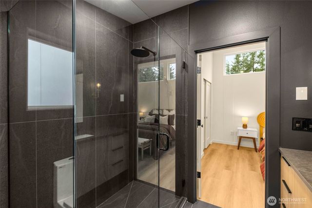 14035 Densmore Avenue N, Seattle, WA 98133