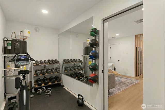 14035 Densmore Avenue N, Seattle, WA 98133