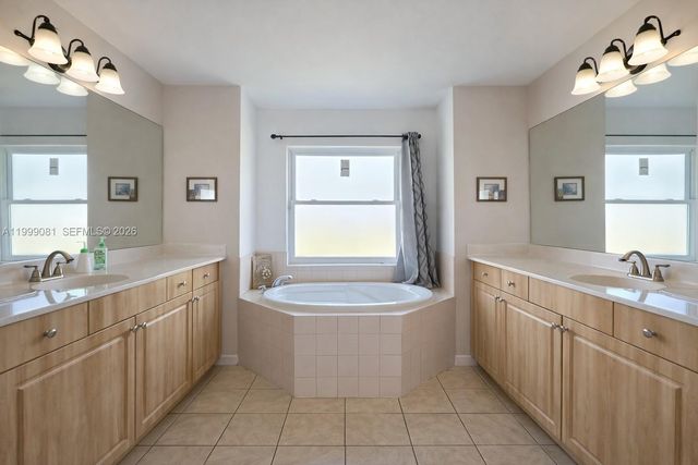 825 Costa Pl, Lehigh Acres, FL 33972
