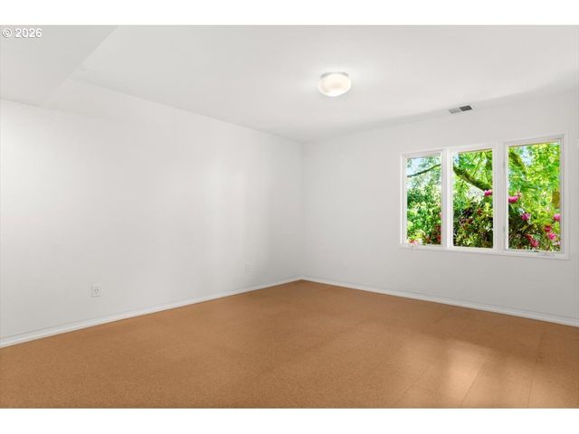 4404 Sw WARRENS Way, Portland, OR 97221