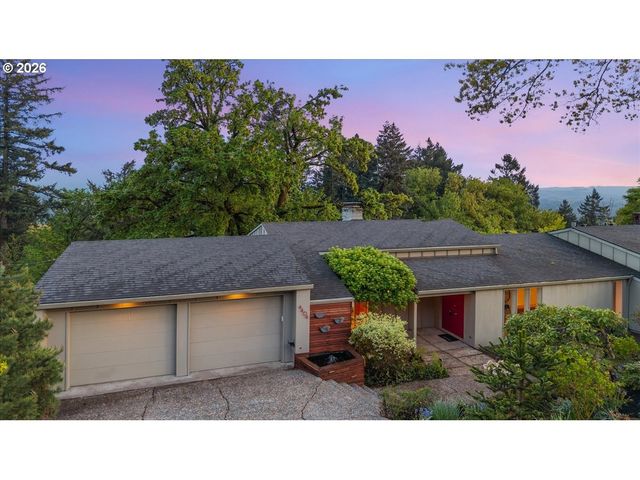 4404 Sw WARRENS Way, Portland, OR 97221