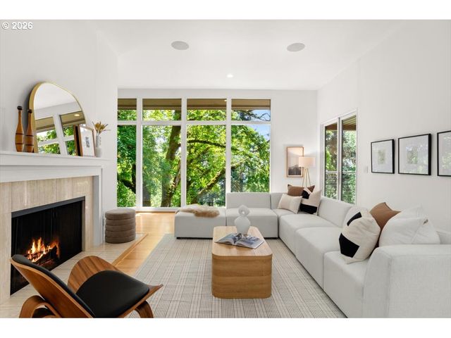 4404 Sw WARRENS Way, Portland, OR 97221