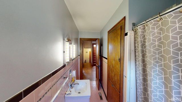 1266 2nd Avenue, Jasper, IN 47546