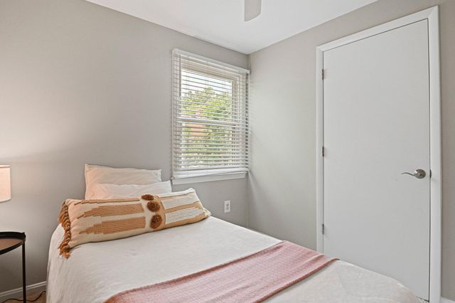 3022 ELLENWOOD DR, Fairfax, VA 22031