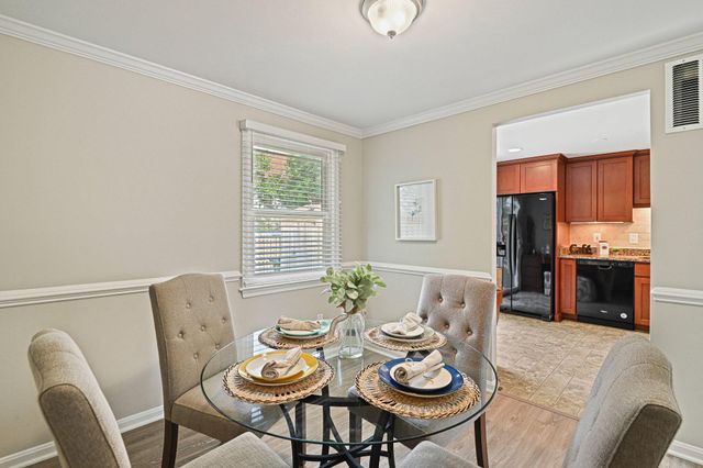 3022 ELLENWOOD DR, Fairfax, VA 22031