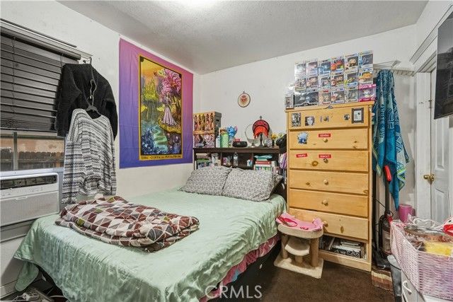 1341 N Fries, Wilmington (los Angeles), CA 90744