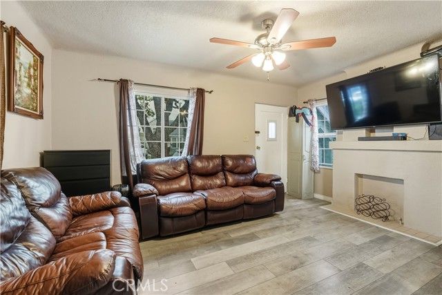 1341 N Fries, Wilmington (los Angeles), CA 90744