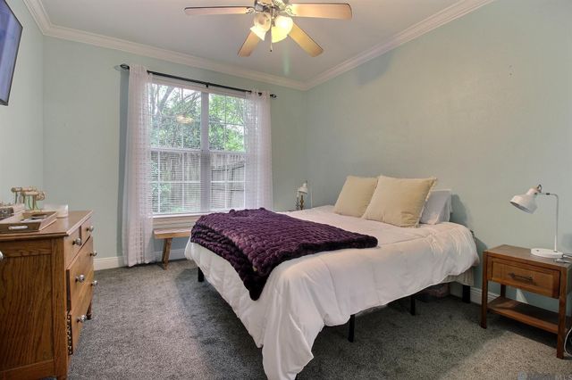 5396 Arlington Ct, Baton Rouge, LA 70820