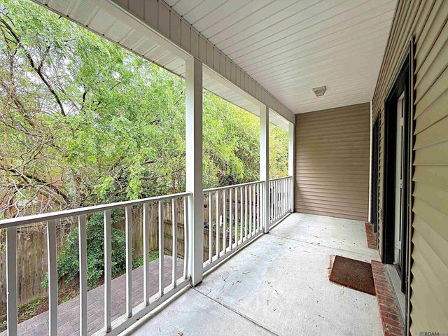 5396 Arlington Ct, Baton Rouge, LA 70820