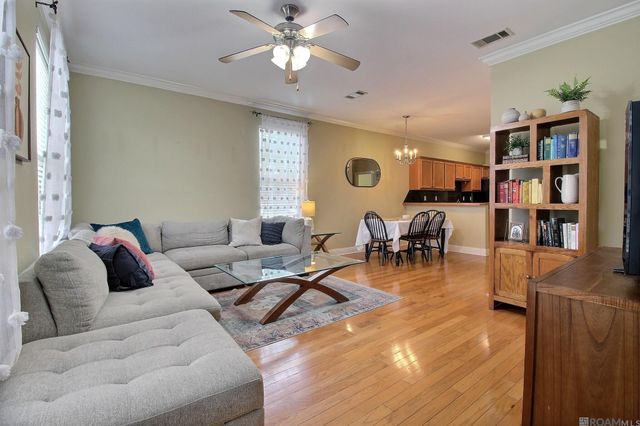 5396 Arlington Ct, Baton Rouge, LA 70820