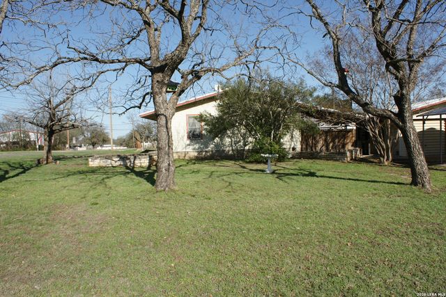 705 altgelt, Comfort, TX 78013