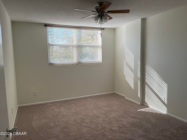 1224 S Peninsula Dr Apt 401, Daytona Beach, FL 32118