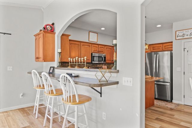 4011 Tallgrass Drive, Champaign, IL 61822