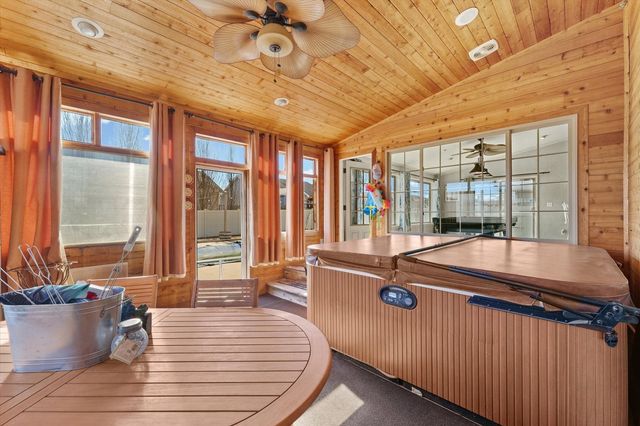 4011 Tallgrass Drive, Champaign, IL 61822