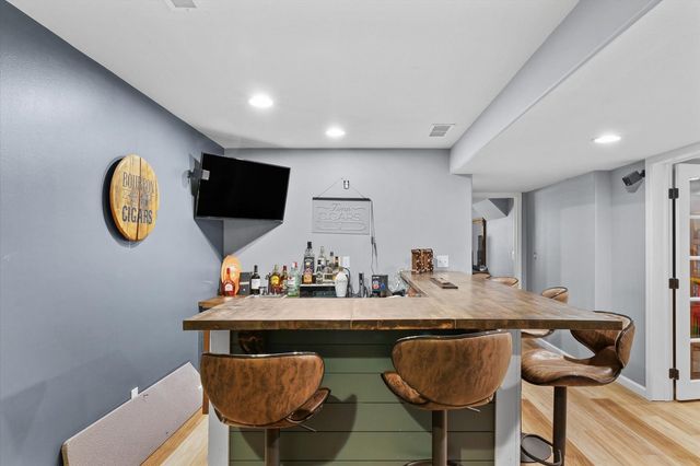 4011 Tallgrass Drive, Champaign, IL 61822