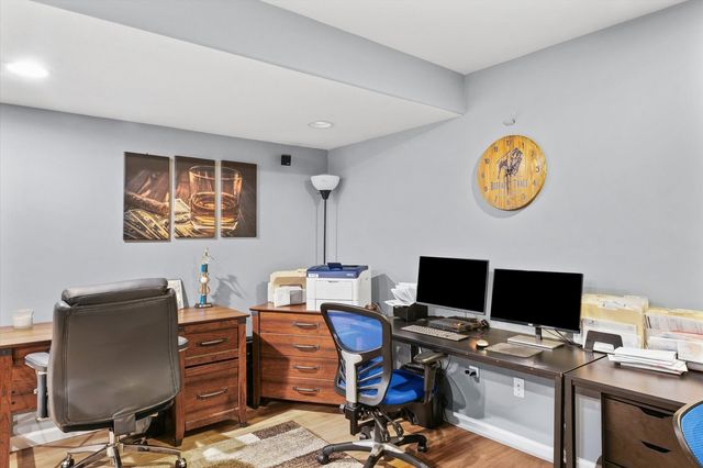 4011 Tallgrass Drive, Champaign, IL 61822