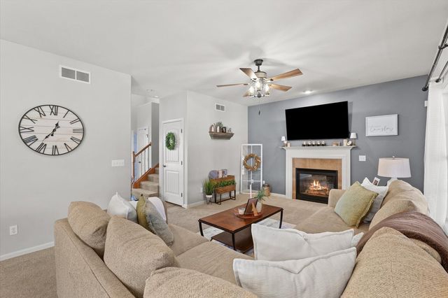 4011 Tallgrass Drive, Champaign, IL 61822